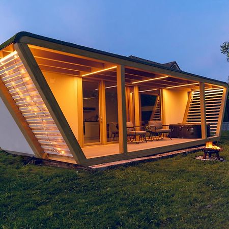 Holiday House Hona Lux Velike Lasce Bagian luar foto