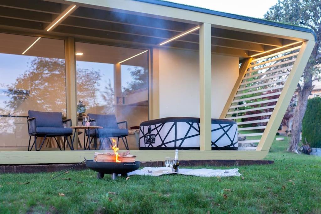 Holiday House Hona Lux Velike Lasce Bagian luar foto