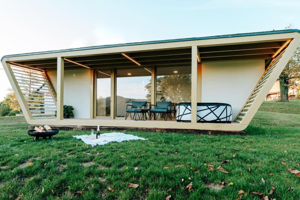Holiday House Hona Lux Velike Lasce Bagian luar foto