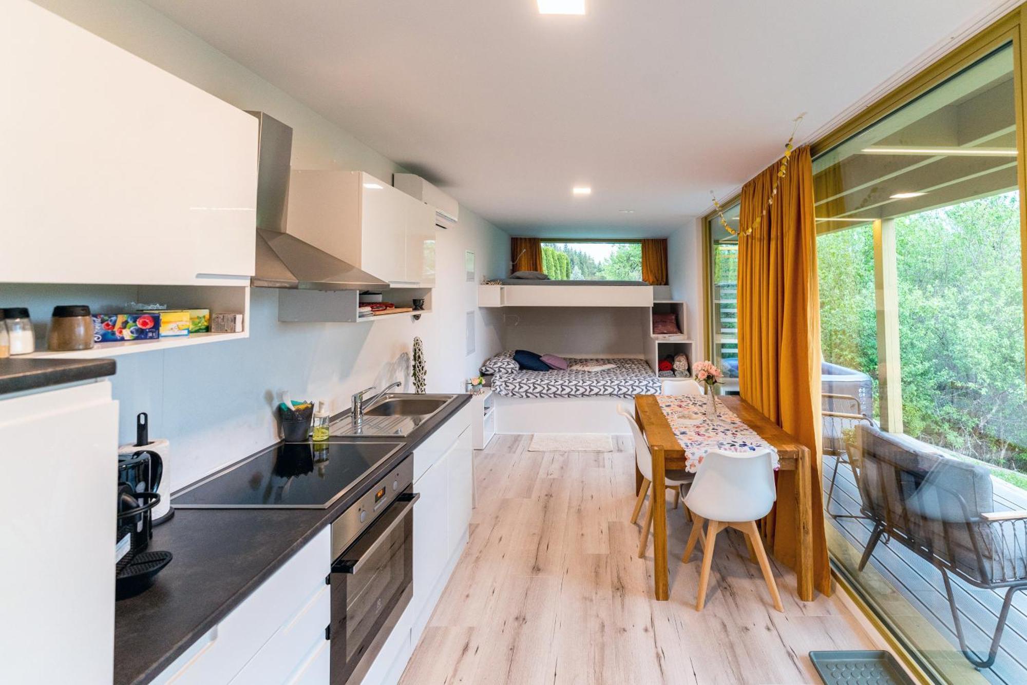 Holiday House Hona Lux Velike Lasce Bagian luar foto